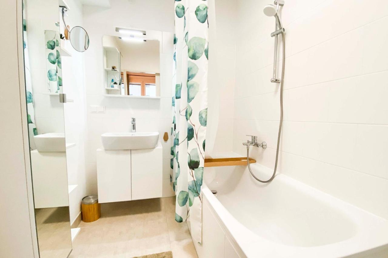 Green & Cozy Apartment - 15 Min To City Center เวียนนา ภายนอก รูปภาพ
